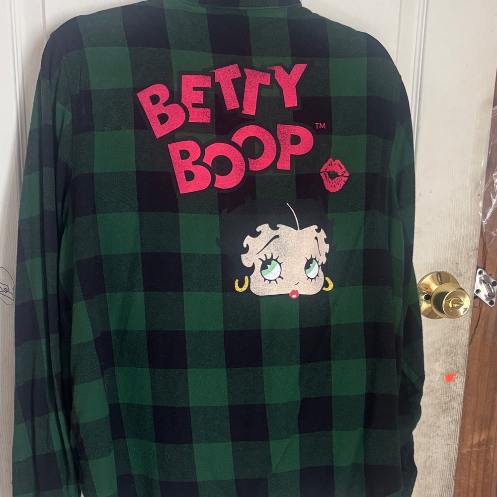 Betty Boop Green and Black Buffalo Plaid Button-Up Shirt